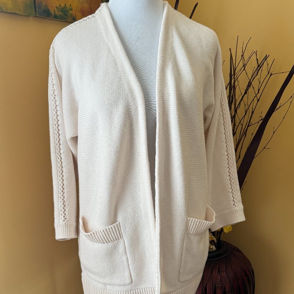 Loft Outlet Cream Cardigan with Pockets, Size MP, Like New